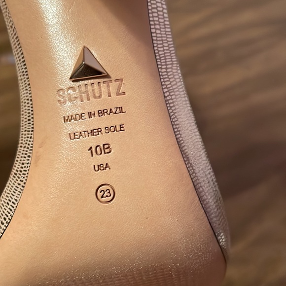 Gold Schutz Heels - size 10 - Picture 6 of 8